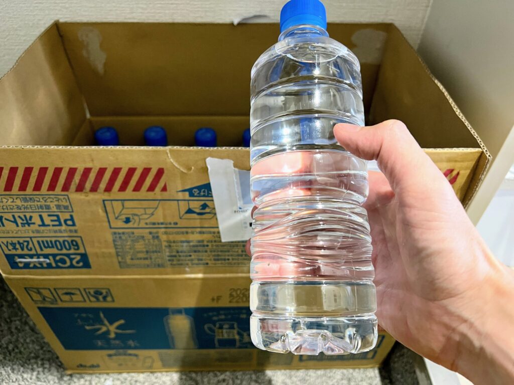 アサヒ おいしい水 天然水 ラベルレスボトル(600ml*24本入)